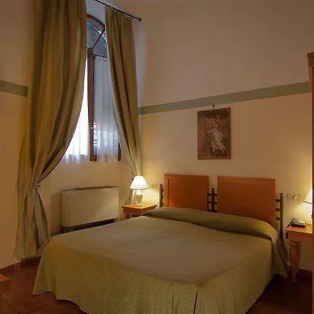 Botticelli Hotel